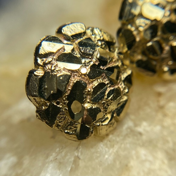 10k Yellow Gold Turtle Shell Earrings - Picture 4 of 6